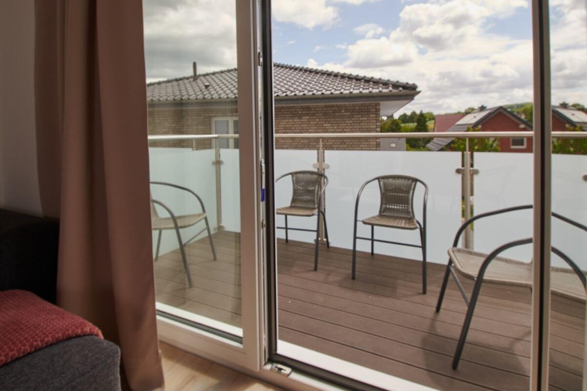 bad-oeynhausen-unterkunft-balkon-ausblick-staedtereise